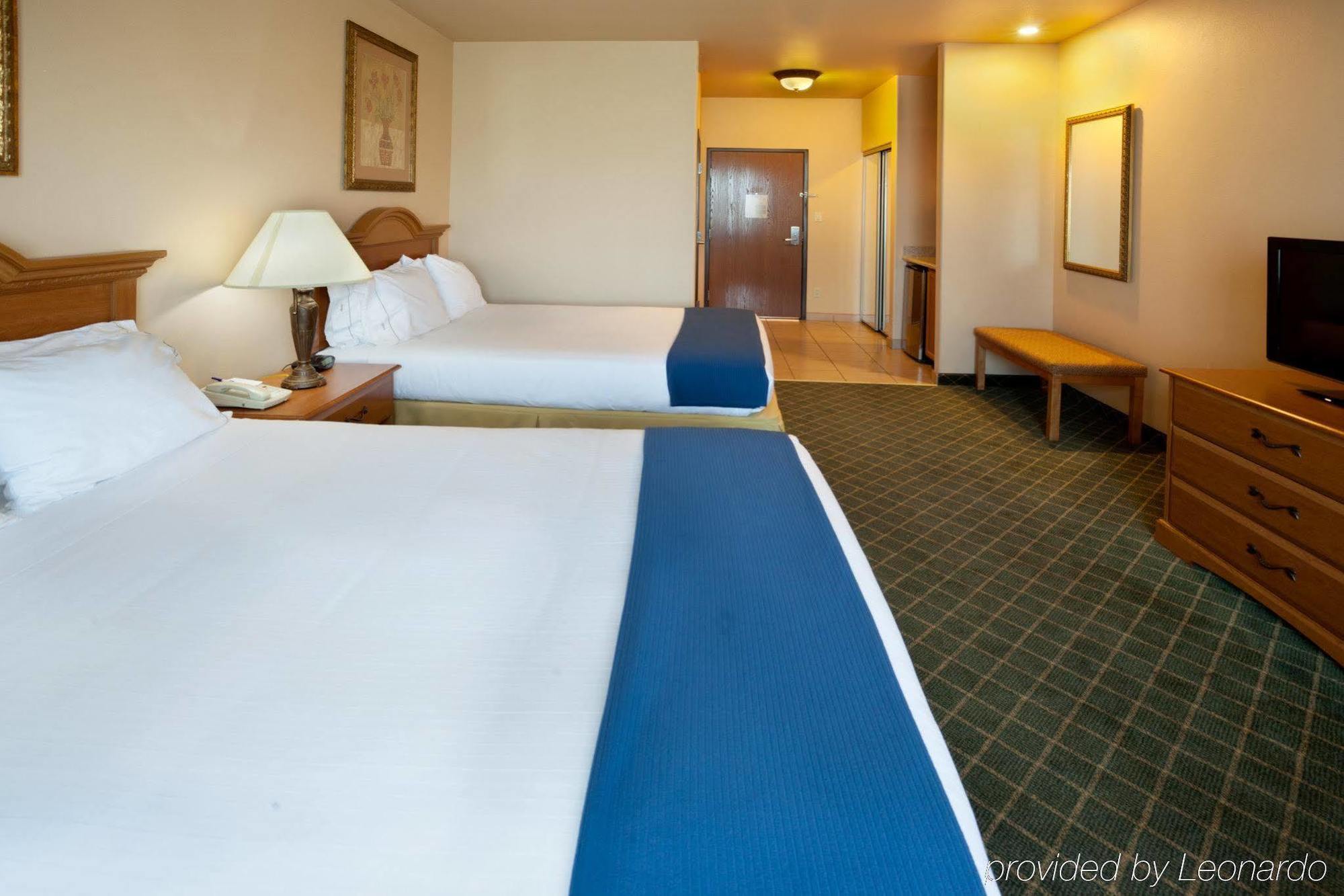 Holiday Inn Express Hotel And Suites Alice By Ihg Экстерьер фото